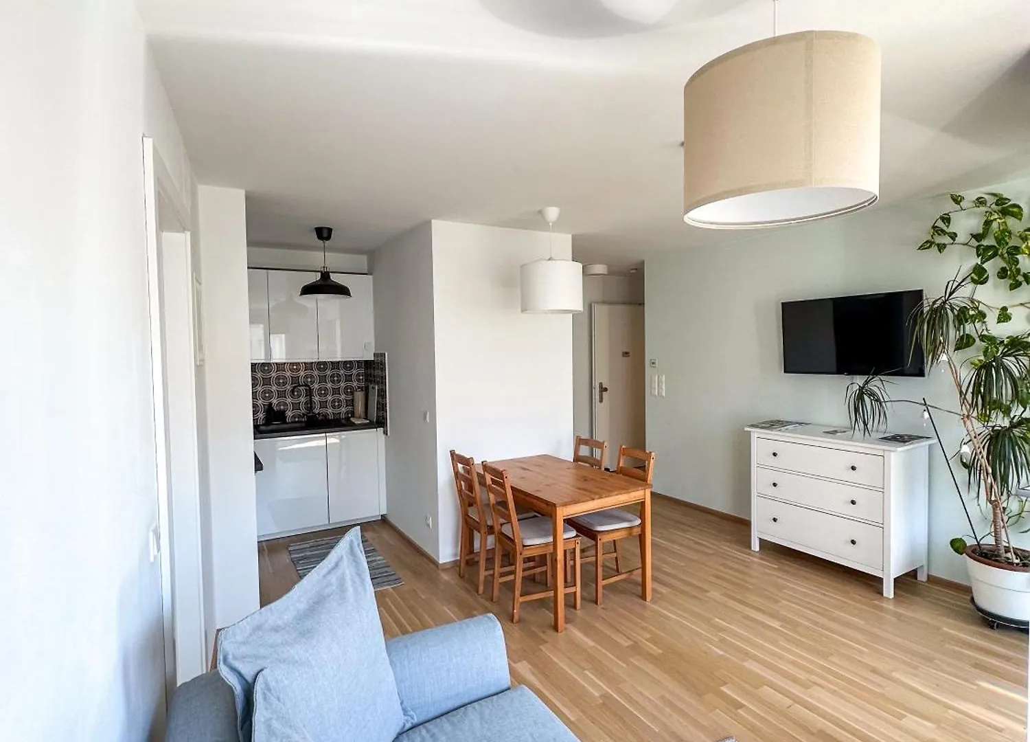 Vienna Sunny Side Up Apartments